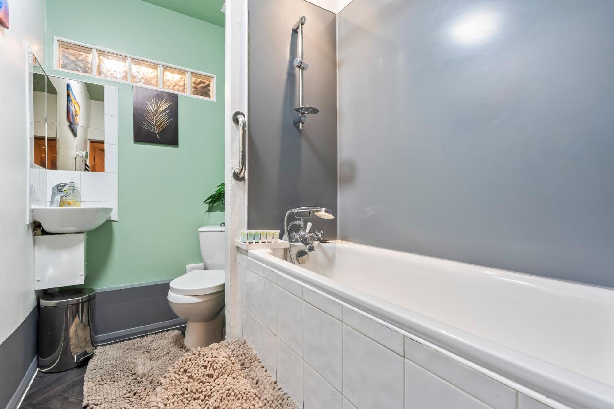 Impeccable 4-Bed House In Brixton London Villa Buitenkant foto